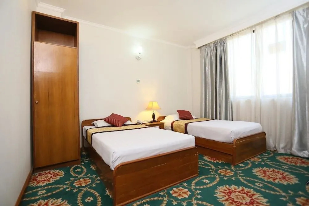 Royal Power Hotel
