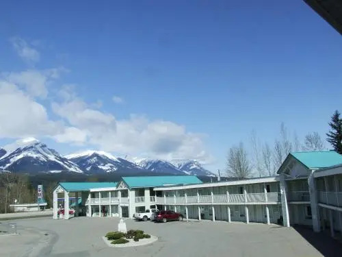 Ponderosa Motor Inn