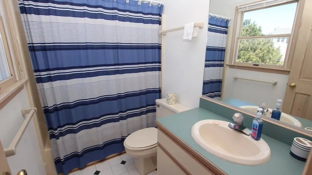 Tretower Strong Court Home - 5 Br Home