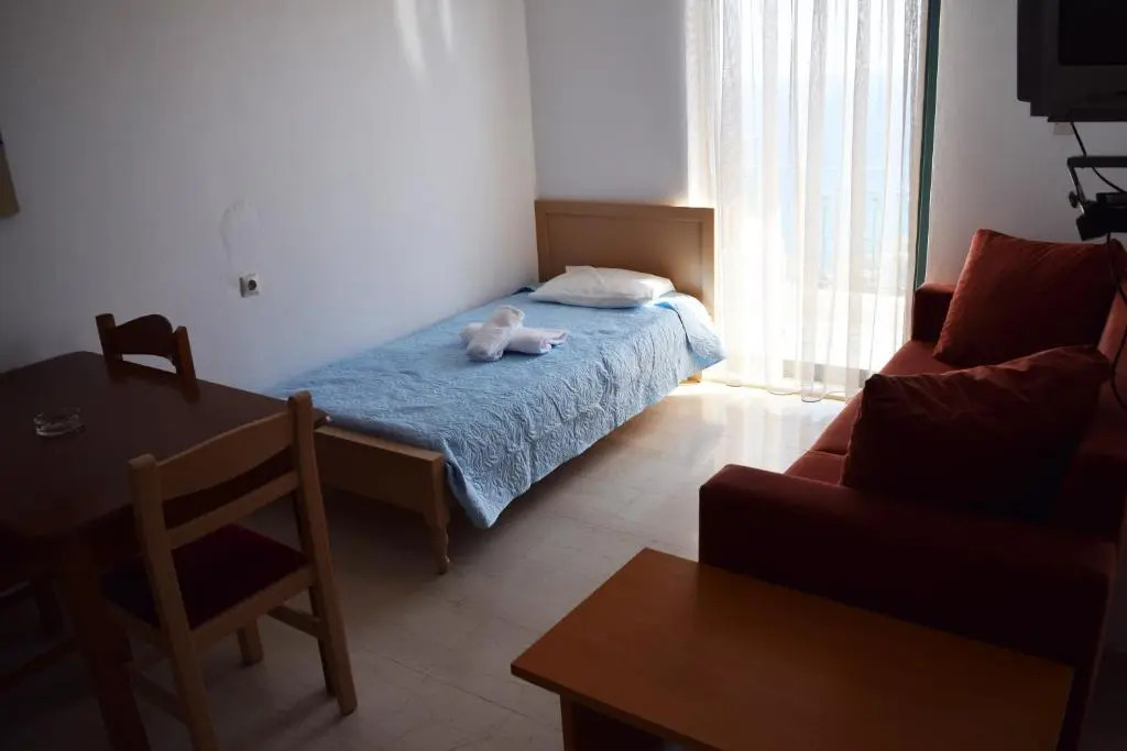 Iro Hotel