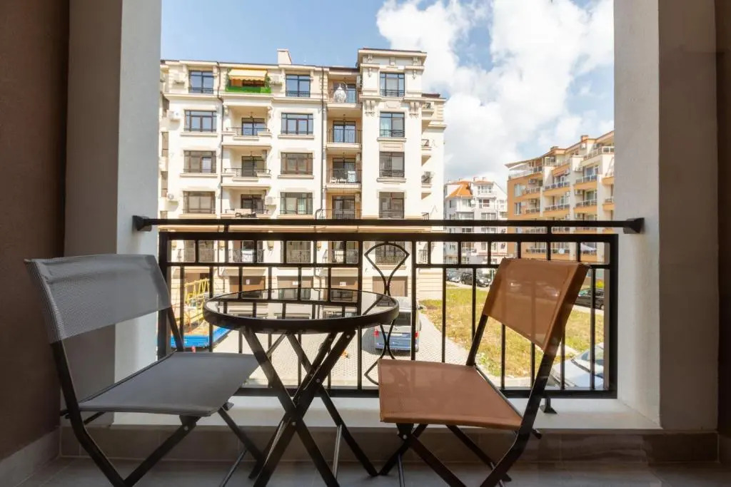 Inter Holiday Apartments