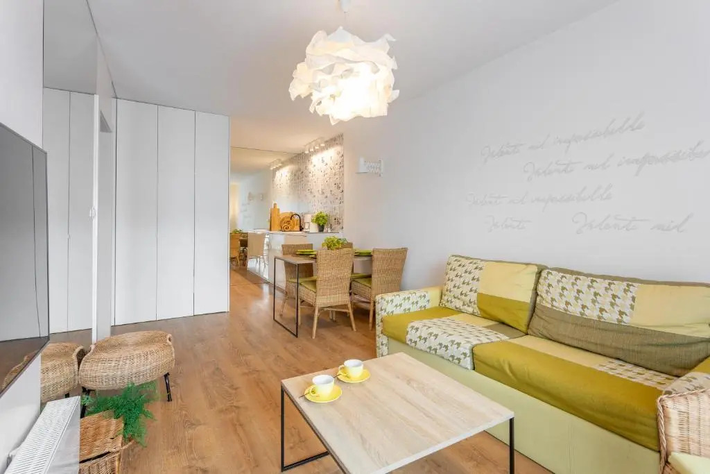 Ambria Apartments V