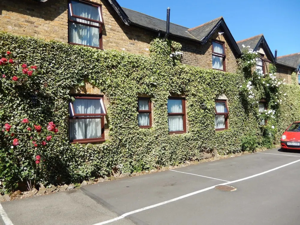 The Cottage Guest House Heathrow