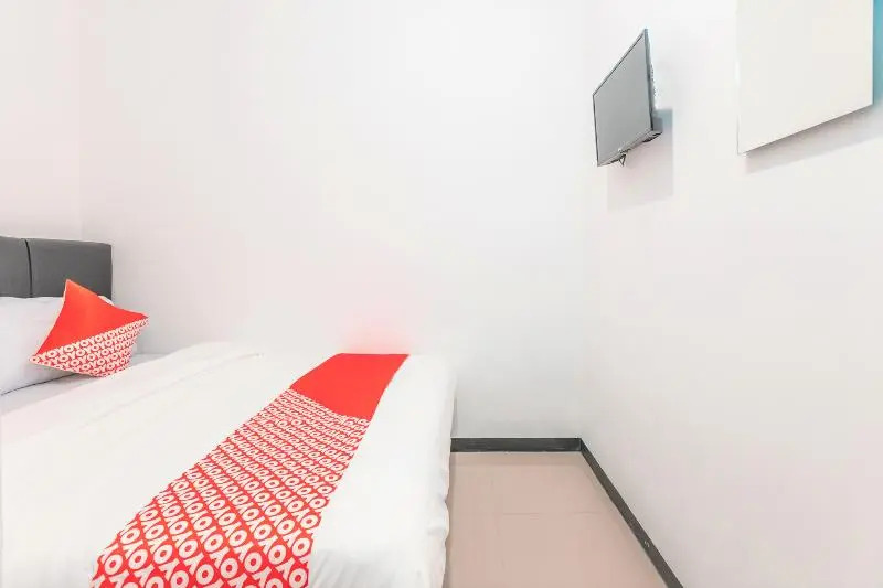 J&B Room Utan Kayu