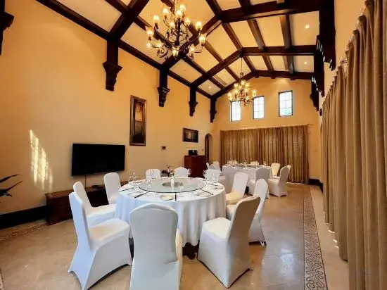 Windward Loch Club Villa （KunShanDianShanHu）