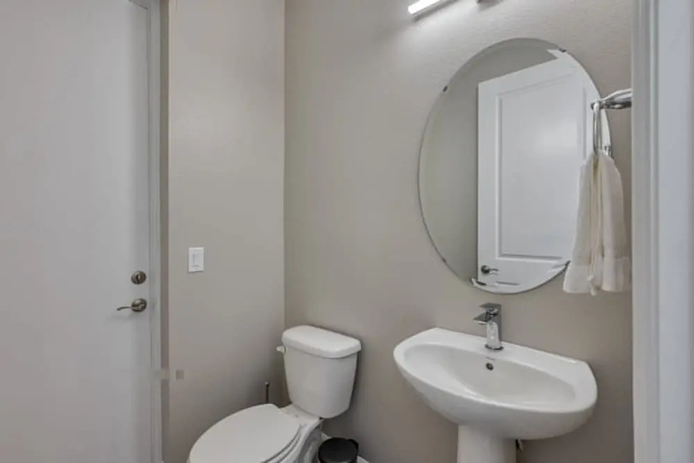 Spacious and Modern Home for 9 Guests