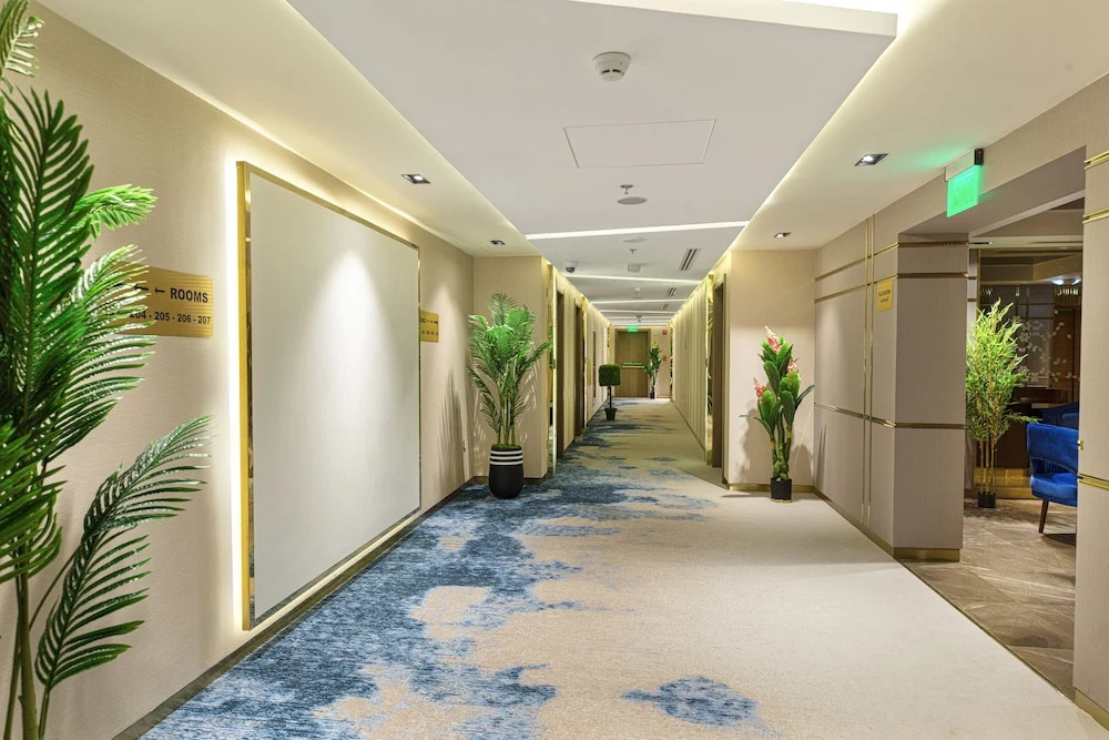 Green Park Hotel