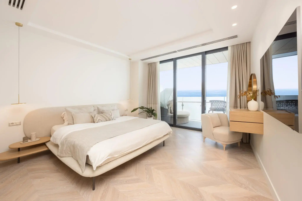 Sun Apartments АК Карат 21