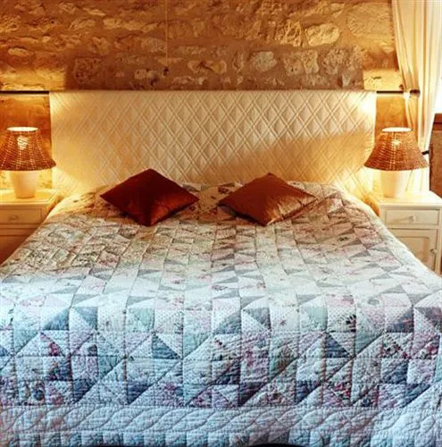 Logis Hostellerie Le Vert