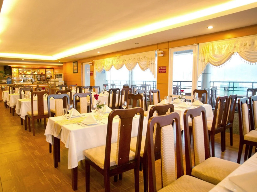Nhat Thanh Hotel