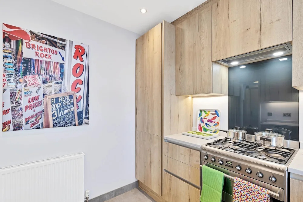 Sunset House - Brighton Getaways