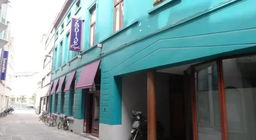 Lodge-Ghent