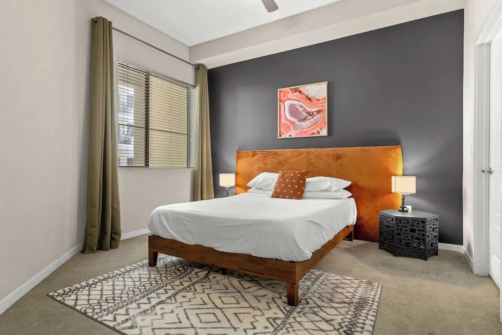 CozySuites at Vela Camelback