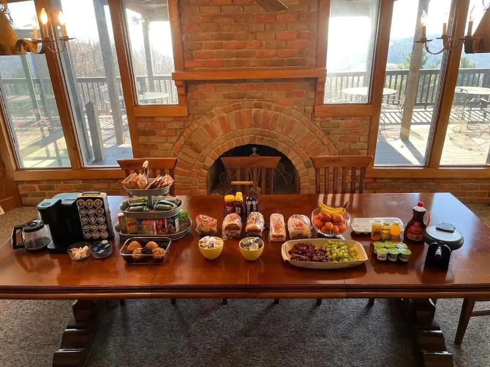 Bent Mountain Lodge