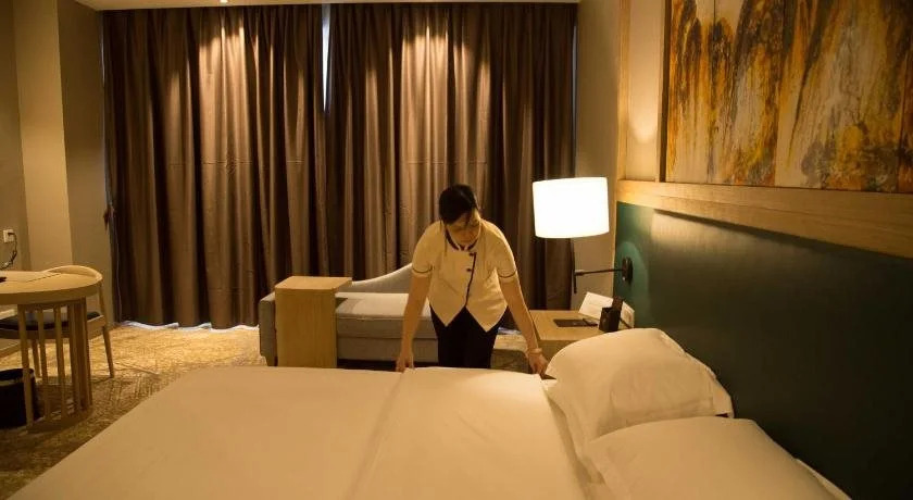 Lige Holiday Hotel