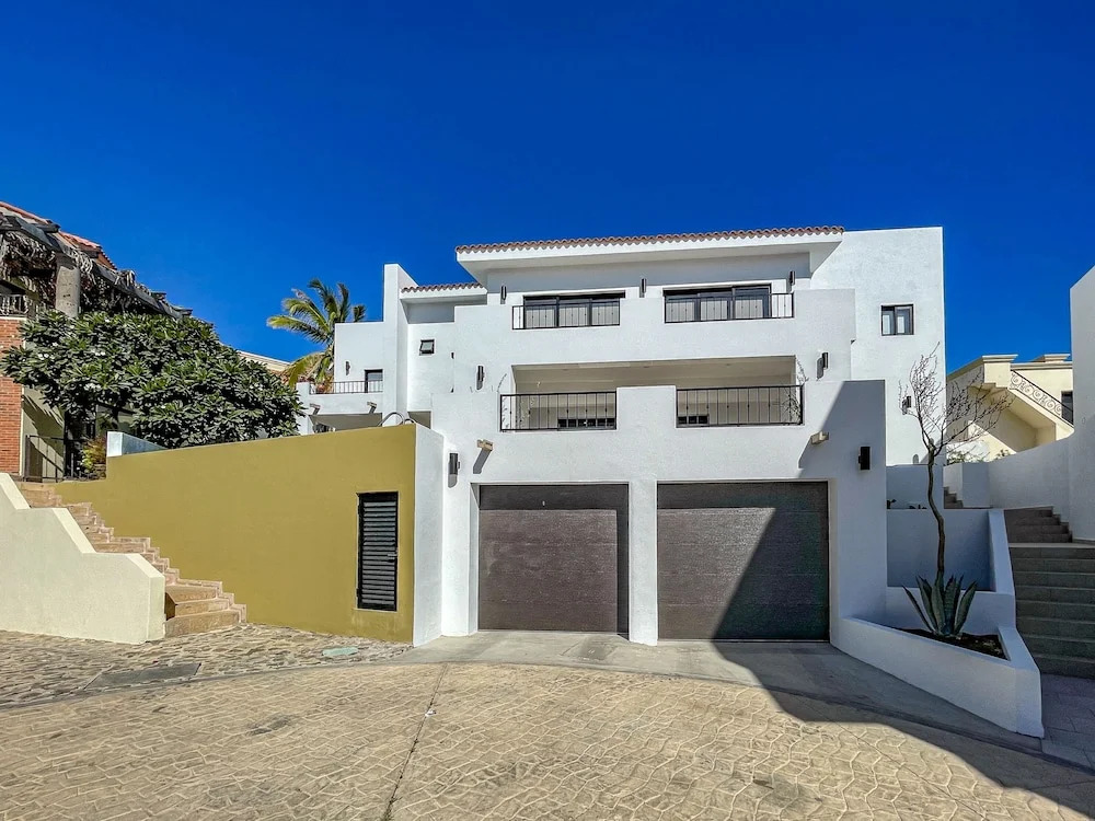 Villa Bliss by Lumina