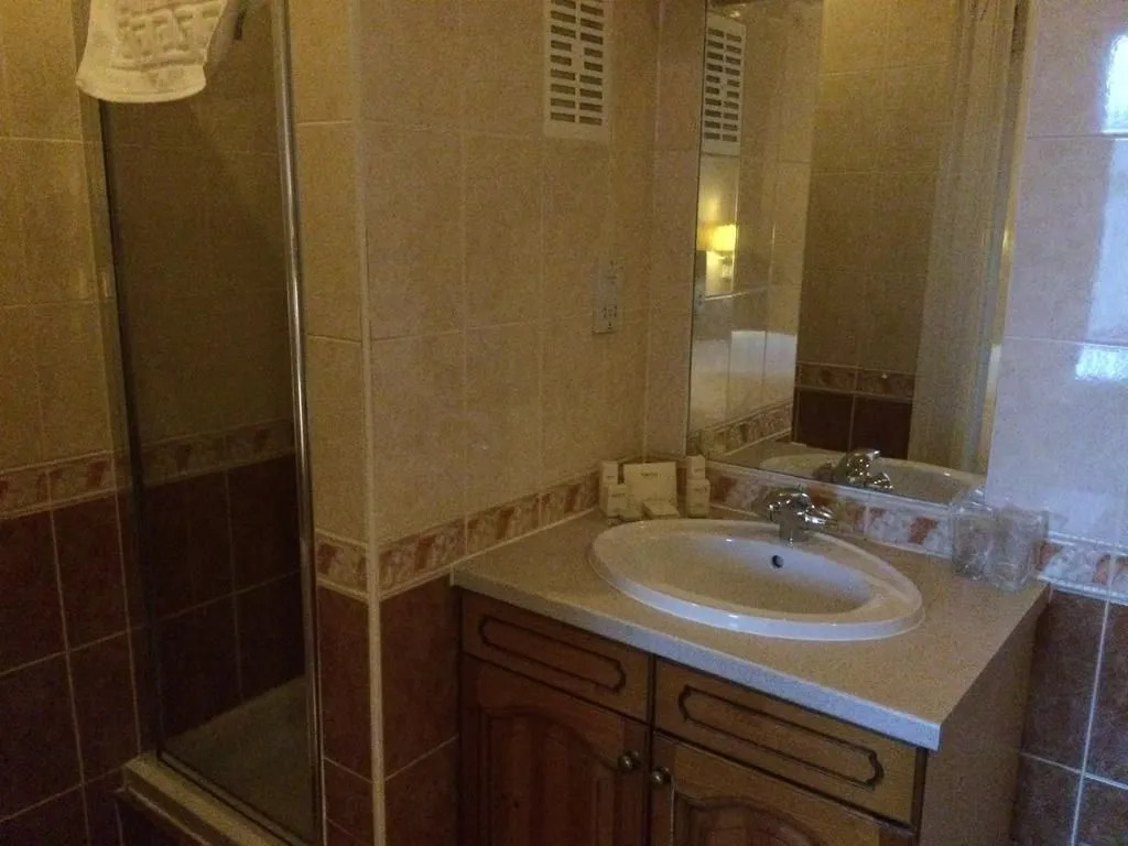 Edinburgh Whisky House Hotel