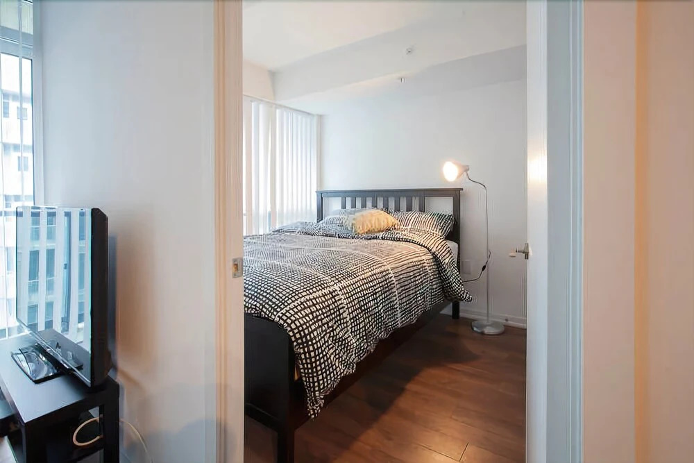 Elite Suites - Queen West offered by Short Term Stays