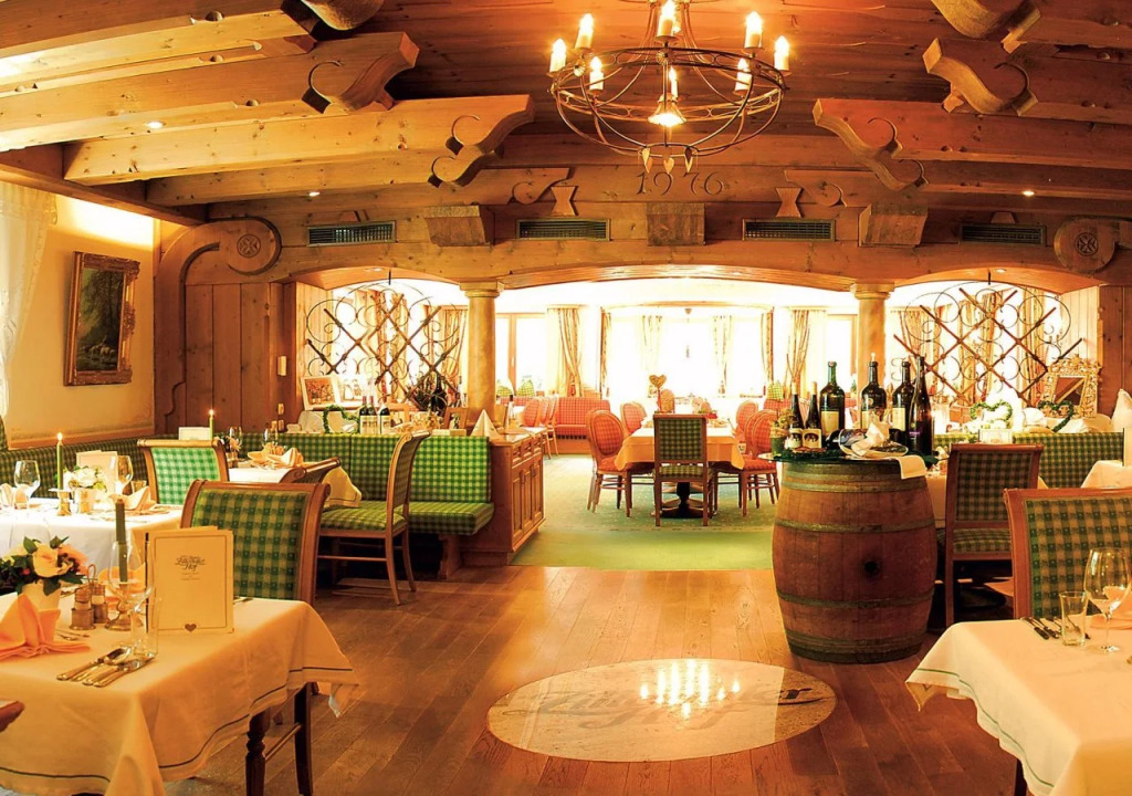 Alpine Hideaway ZILLERTALERHOF - 4 Sterne Superior