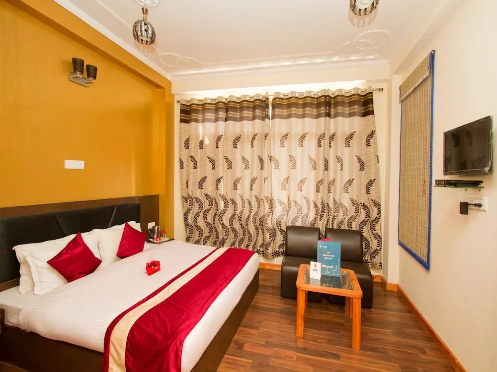 OYO 4719 Hotel WhitePod Manali