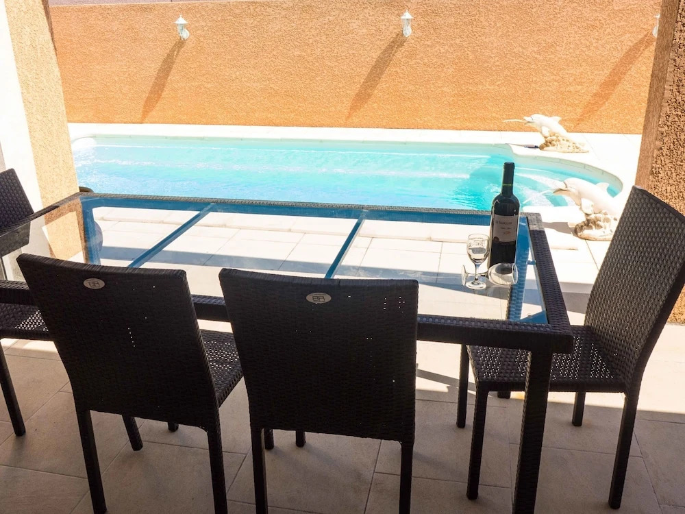Spacious Furnished Holiday Villa With Private Pool and Covered Terrace