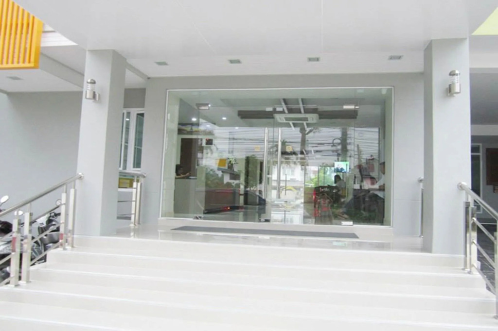Maharaj Grand