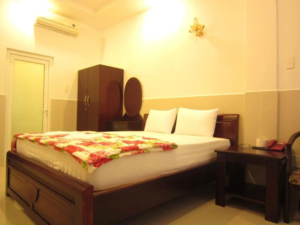 LUNA Hotel