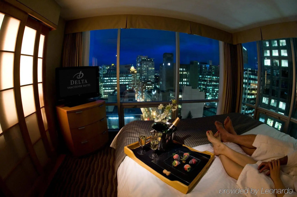 Delta Hotels by Marriott Vancouver Downtown Suites - Downtown Vancouver