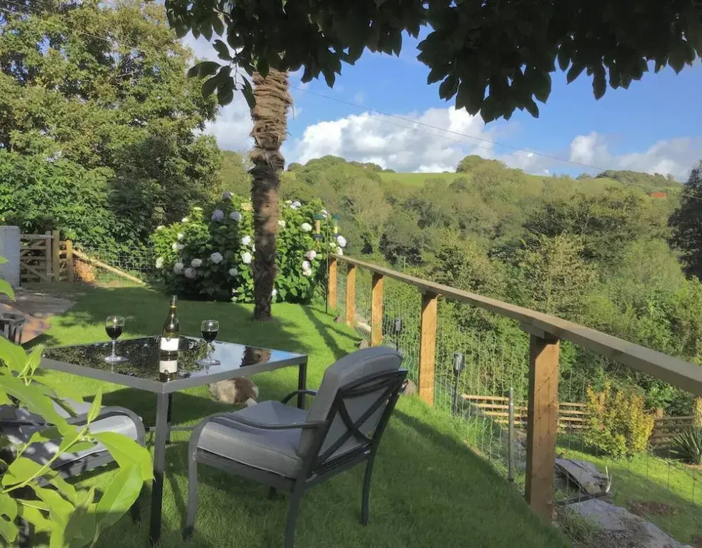 Secluded Edwardian Villa Beautiful Country Setting