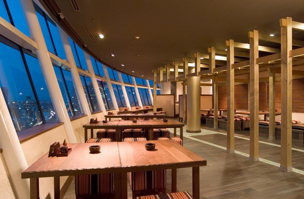 Отель City Plaza Osaka
