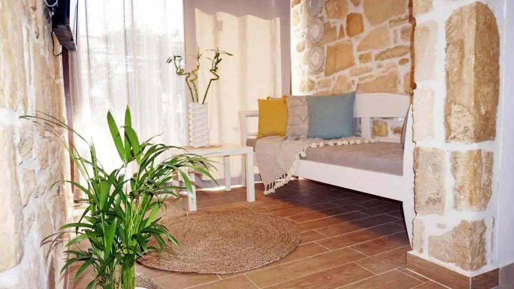 Studio Eleni - Oasis holiday houses