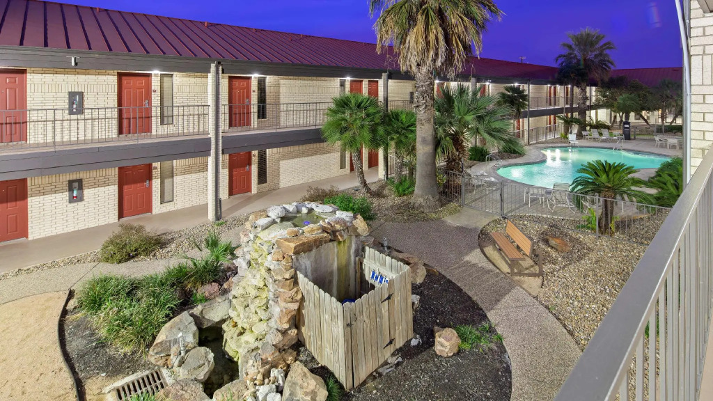 Best Western near Lackland AFB SeaWorld