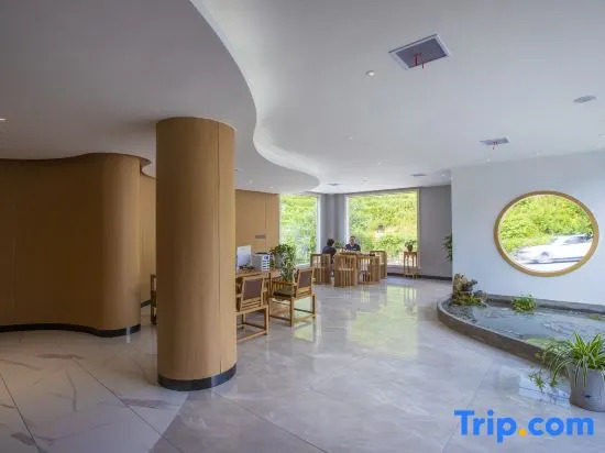 Yunqi Jingsu Hotel