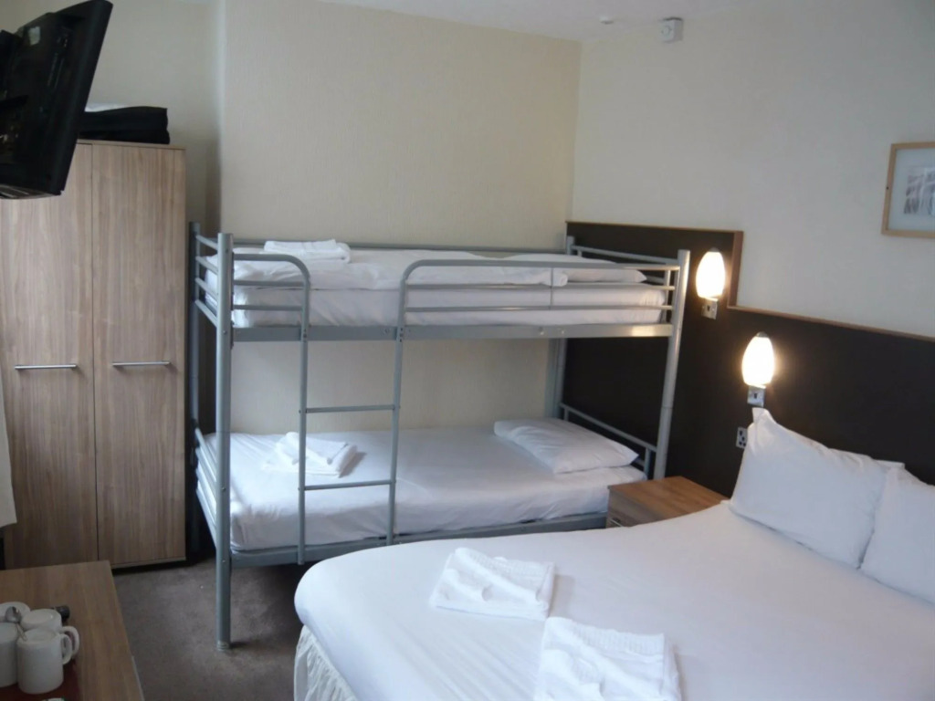 Dutchman Hotel