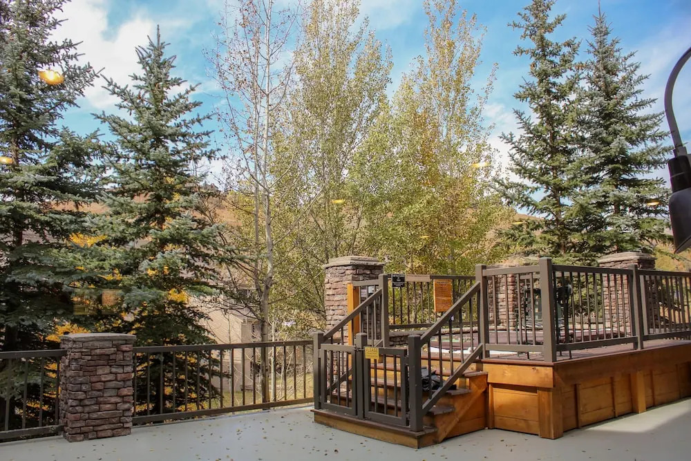 Black Bear Lodge