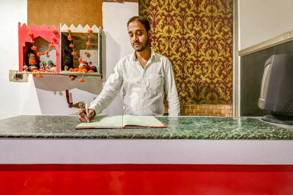 Hotel Kasturi Plaza by OYO Rooms