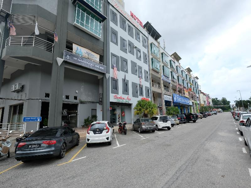 Carlton Inn Bukit Ubi