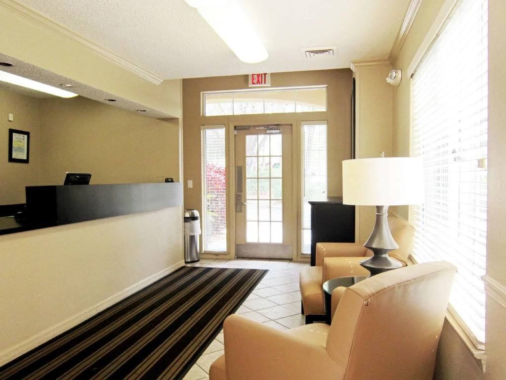 Extended Stay America Select Suites - Tampa - Brandon