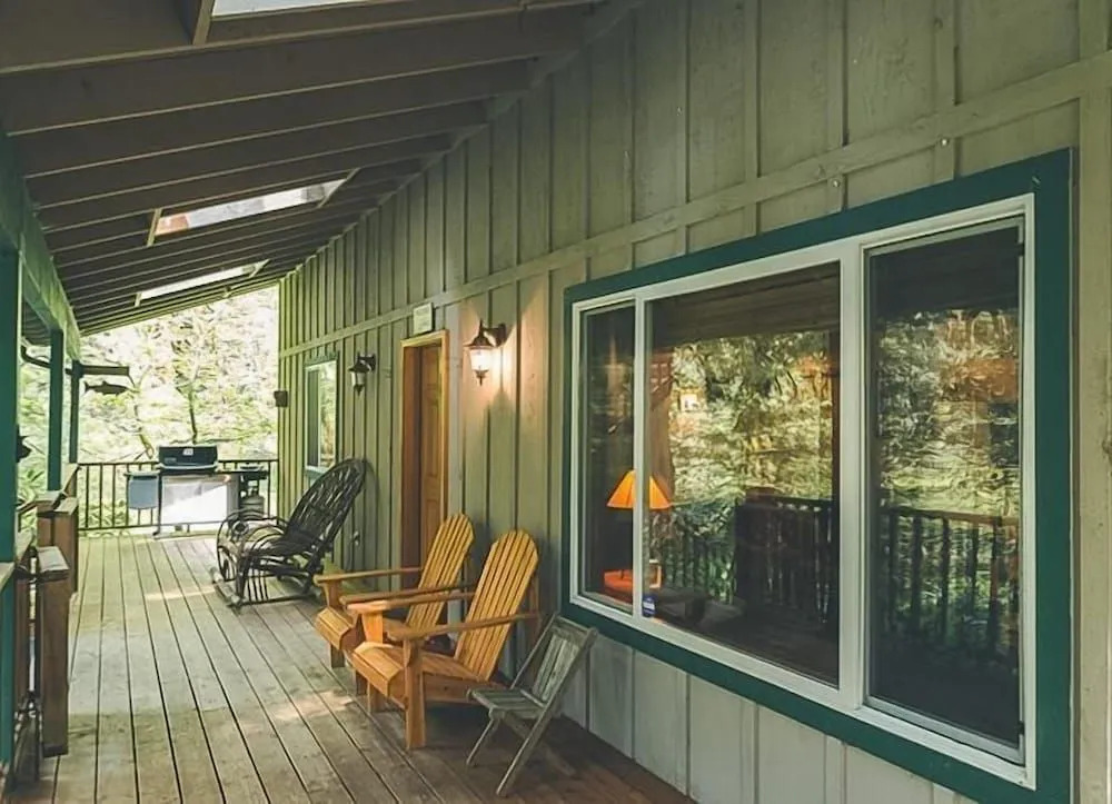 Cozy Bear Cabin