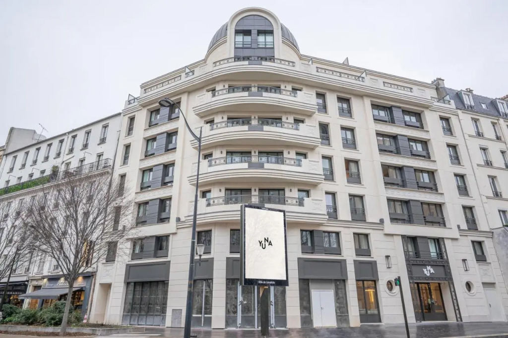 Yuna Porte-Maillot - ApartHotel