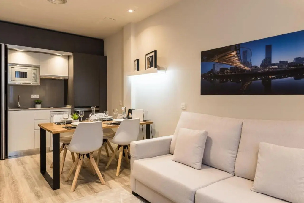 Bilbao City Center by abba Suites