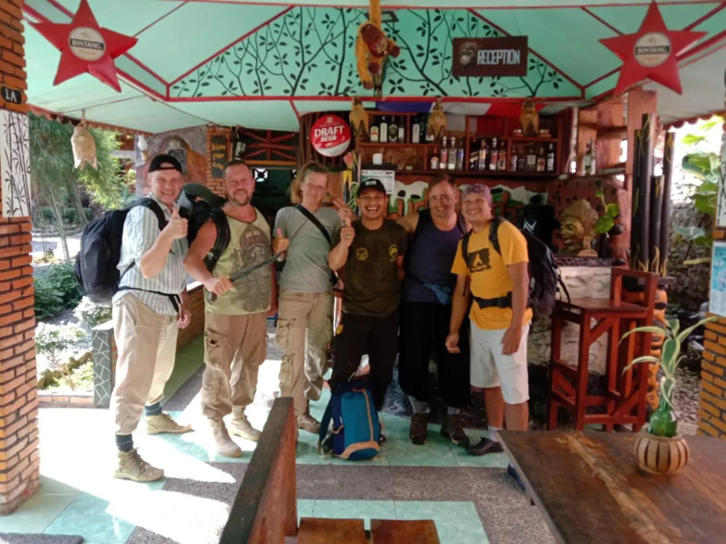 Lucky Bamboo-Bukit Lawang-Bungalows-Restaurant,Direct On The Jungle Border and Jungle Trekking Tours