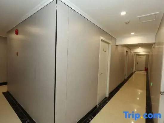 Shunya Hotel (Shanghai Huaxia East Road Subway Station Branch)