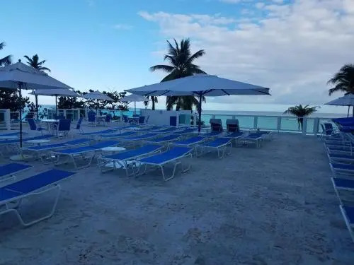 ESJ Azul 1660 - Ocean Front & Pool