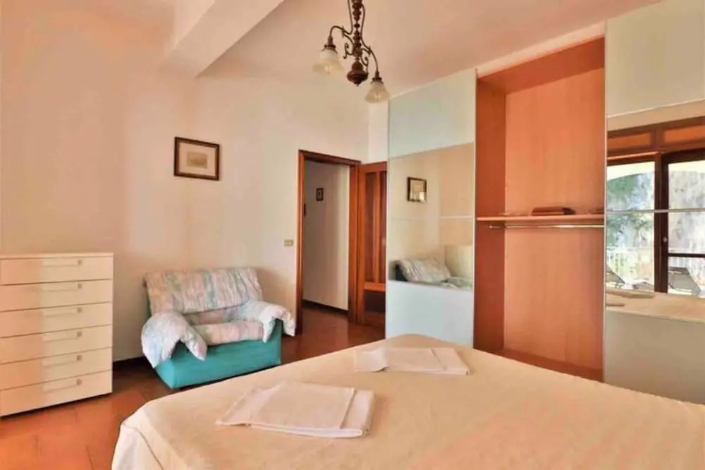 VILLA DEL MORO