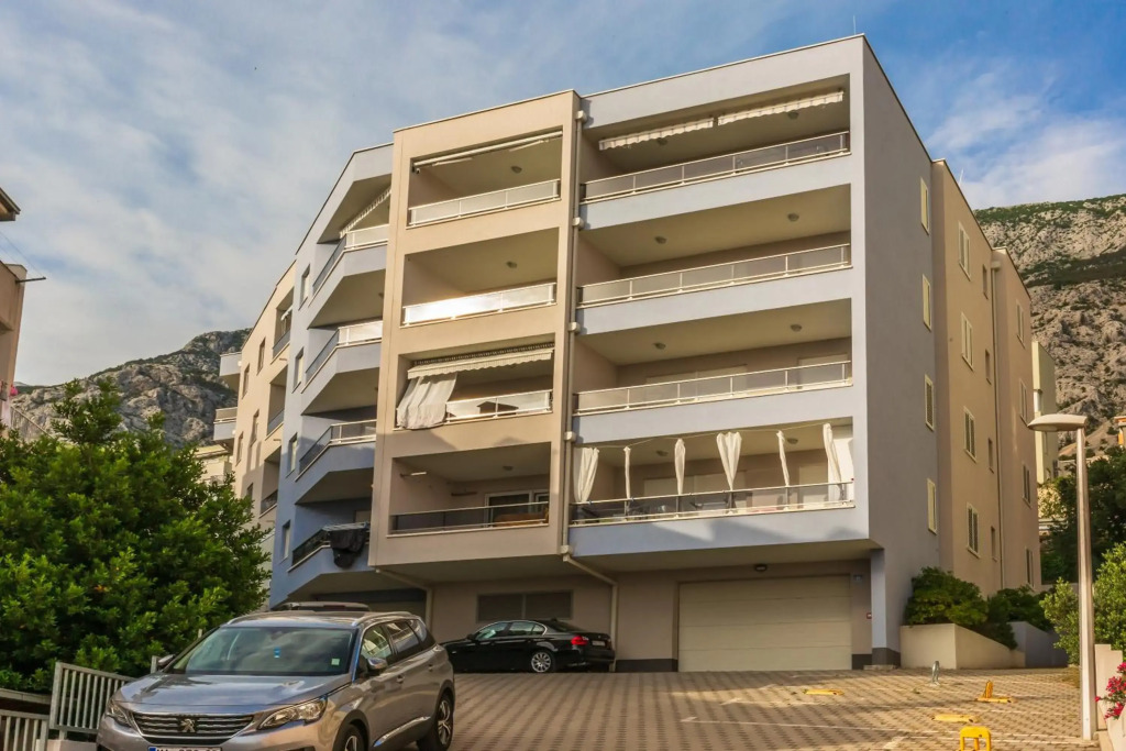 Urban City Apartment