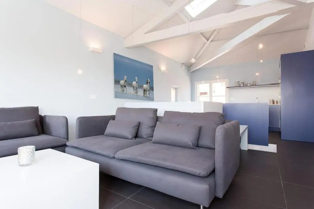 Top Floor2 Beds W/Sea Wiew