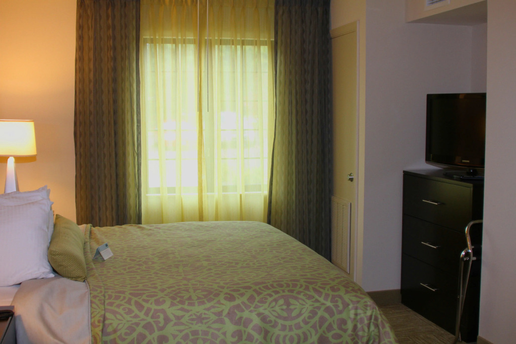 Staybridge Suites Syracuse Liverpool by IHG