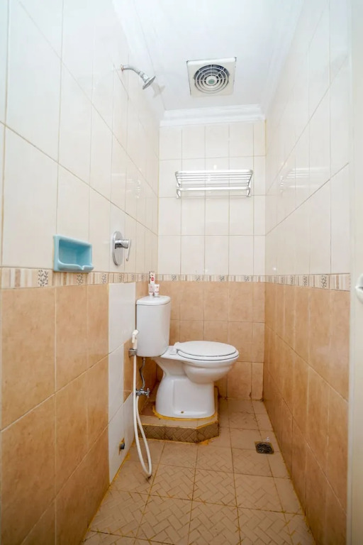 OYO 448 Hotel Central