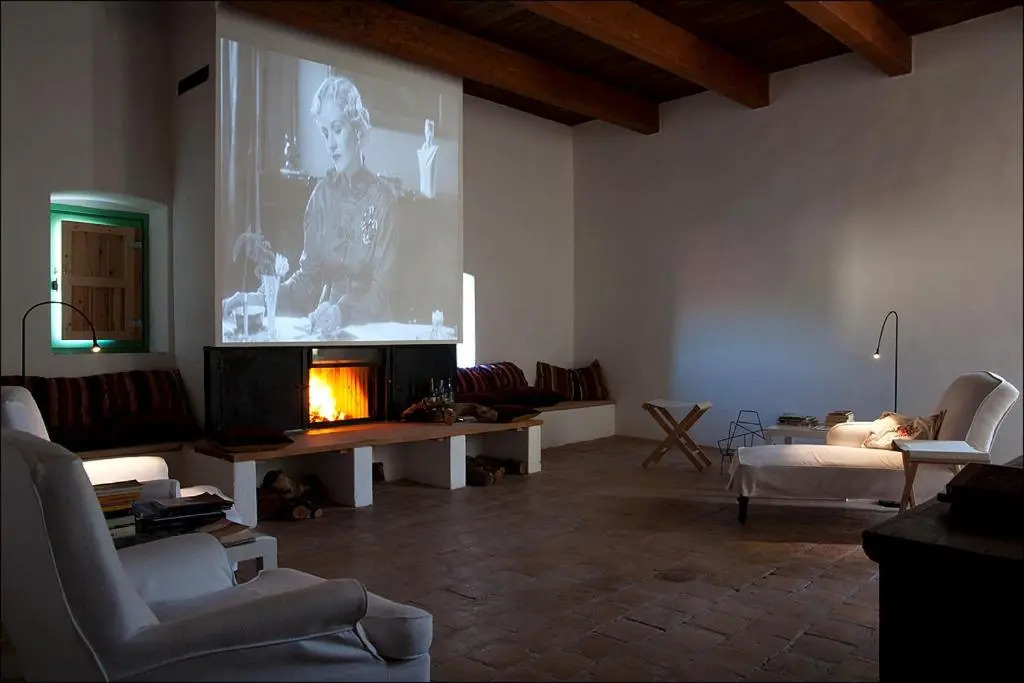 BORGO PETELIA, Casa Centro, Antica abitazione calabrese con giardino, ristrutturata